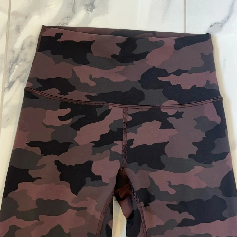Lululemon Wunder Train  Tight 25